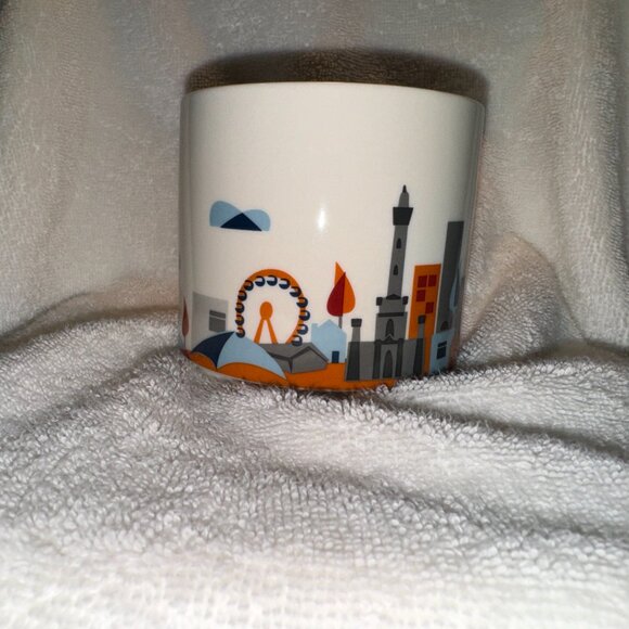 CHICAGO Mug STARBUCKS You Are Here Collection - Picture 4 of 5